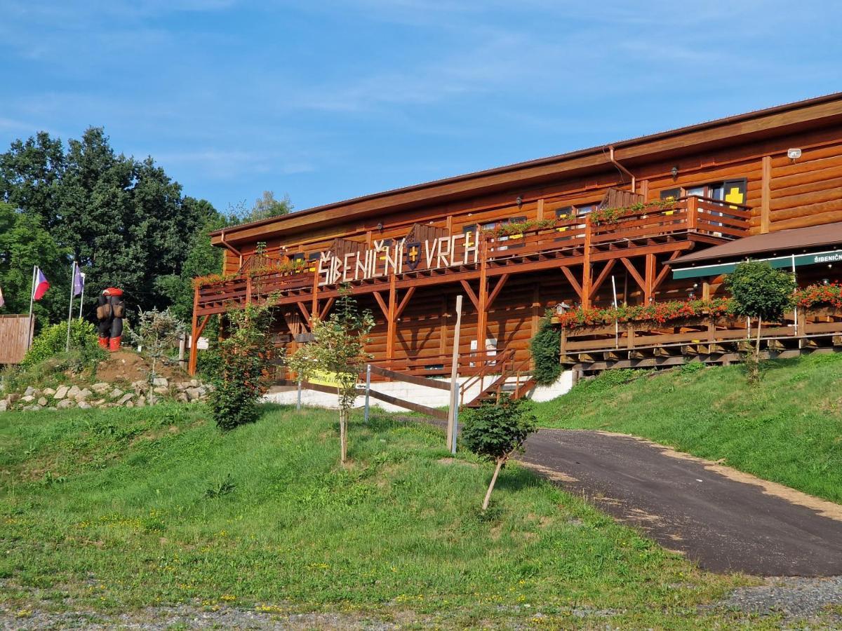 Sport-Hotel Sibenicni Vrch Mnichovice Екстериор снимка