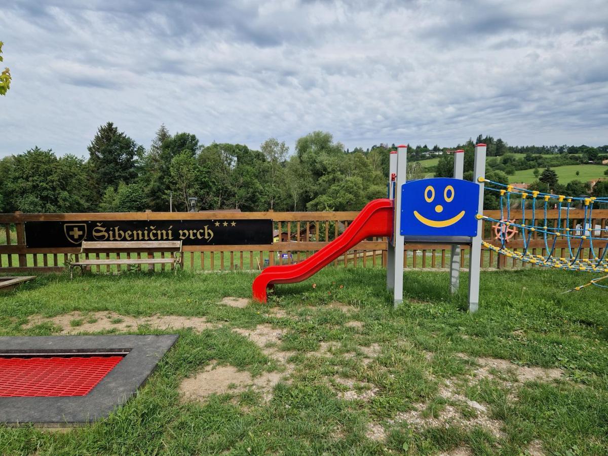 Sport-Hotel Sibenicni Vrch Mnichovice Екстериор снимка